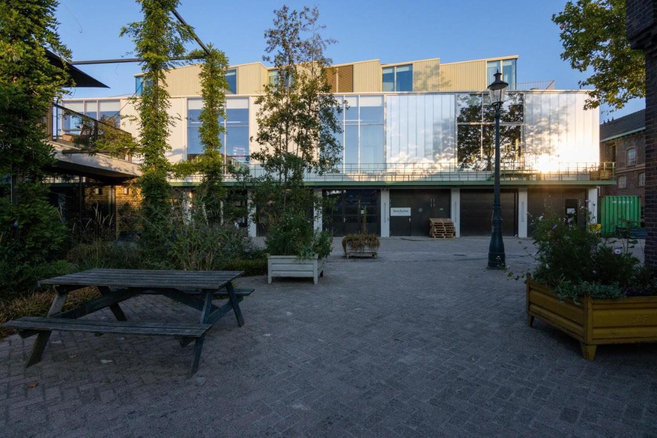 Limehome Eindhoven Gashouder מראה חיצוני תמונה